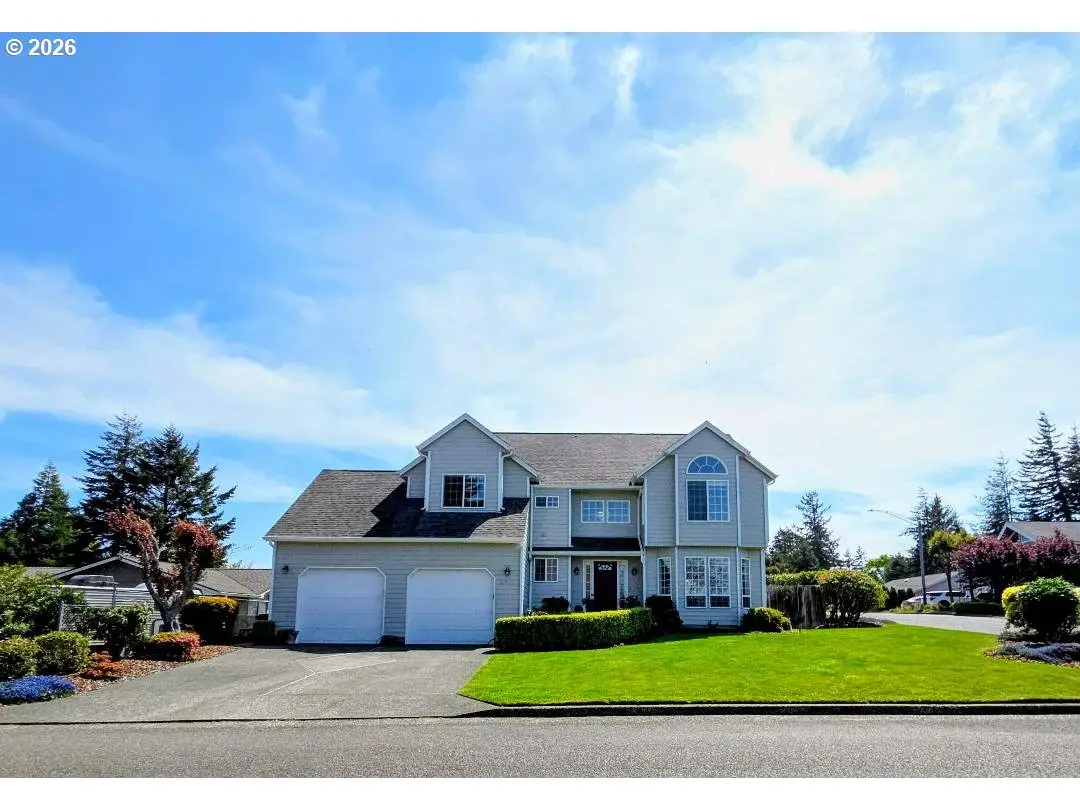 2383 Oregon Ave, North Bend, OR 97459 - #1