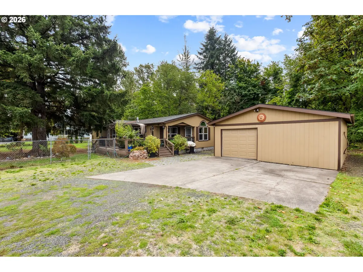 1606 11th Ave, Sweet Home, OR 97386 - #1