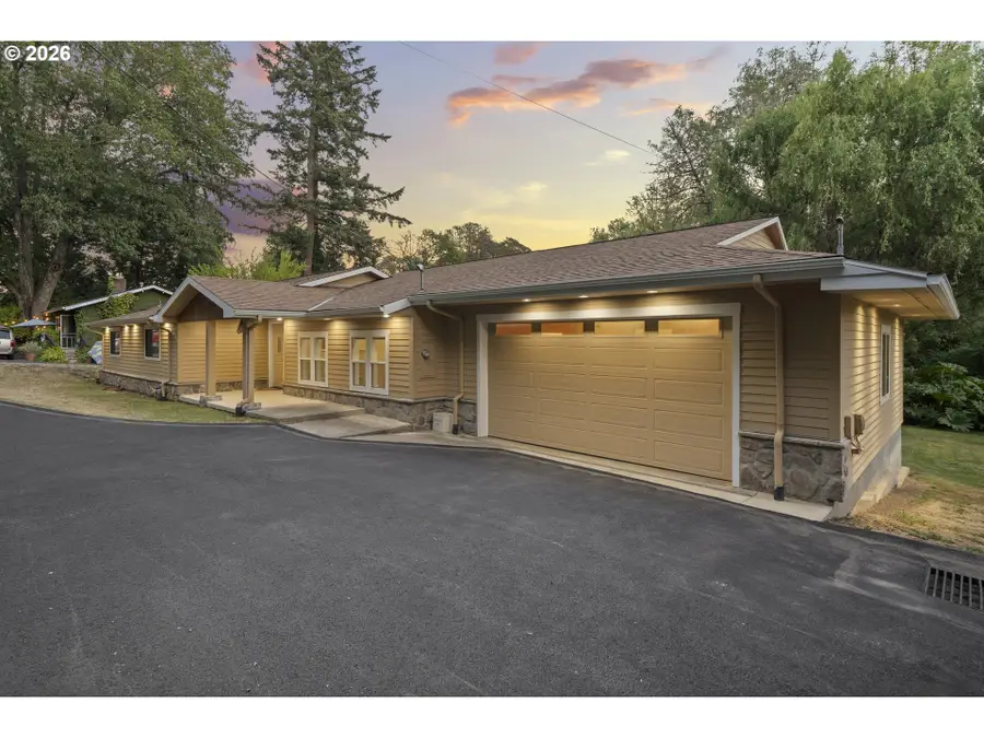 5140 Lower Dr, Lake Oswego, OR 97035 - #2