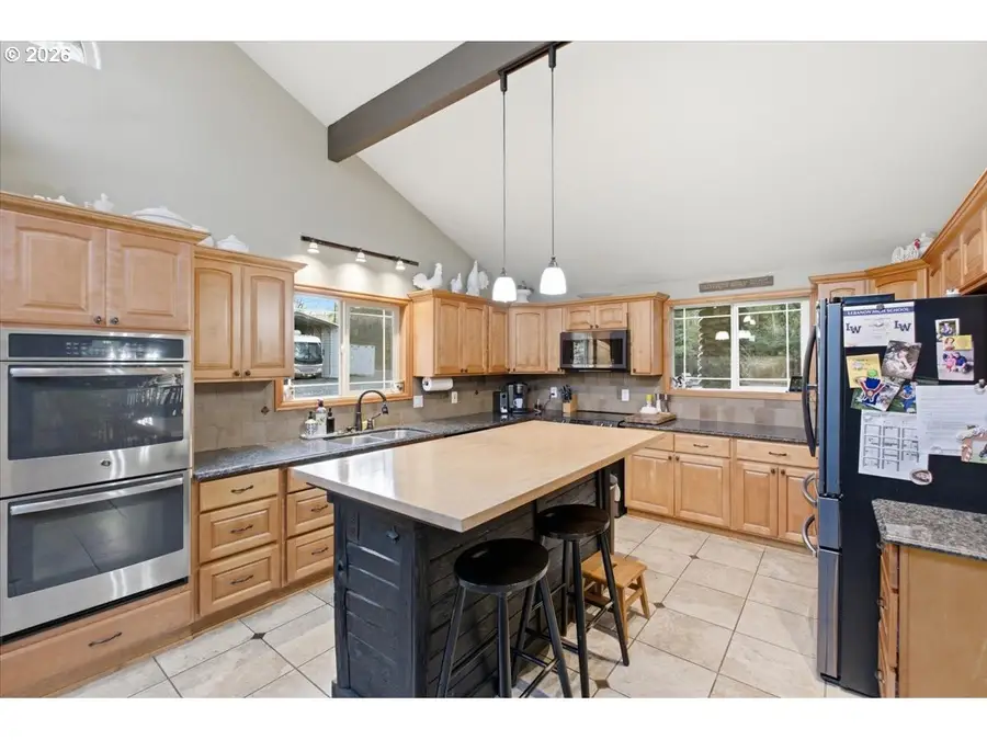 42801 Island Inn Dr, Lebanon, OR 97355 - #3
