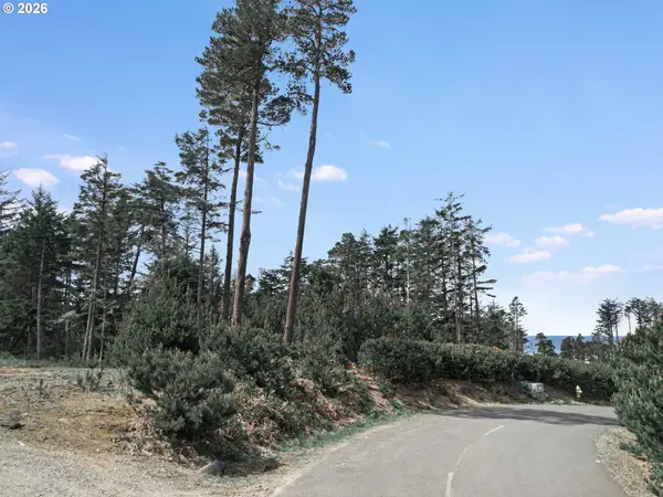 01500 SE Bracken Terrace, SouthBeach, OR 97366