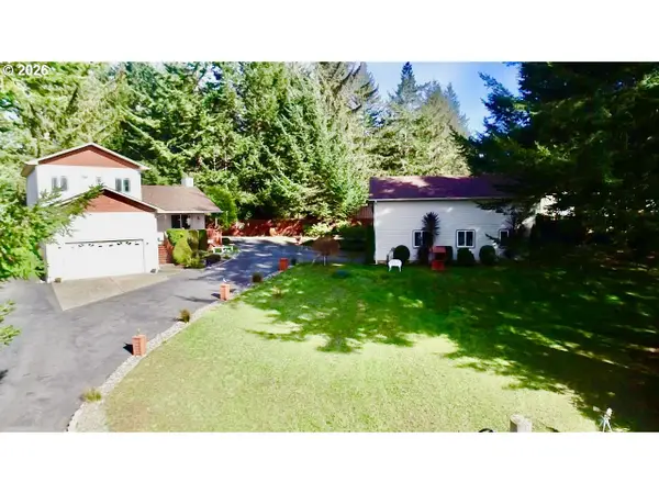 95867 Cape Ferrelo Rd, Brookings, OR 97415