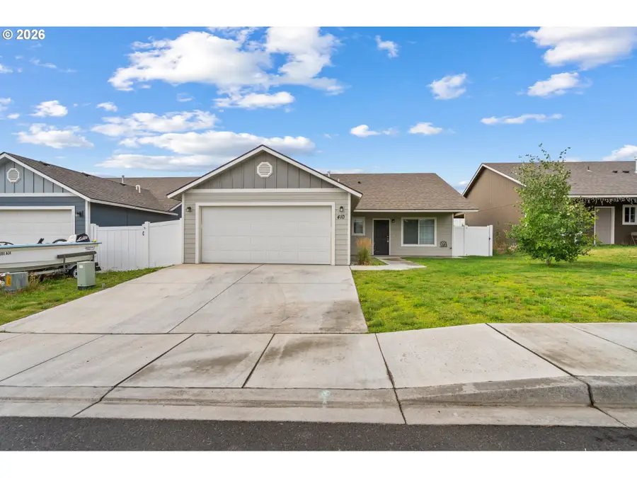 410 Costanza Ave, Umatilla, OR 97882 - #2
