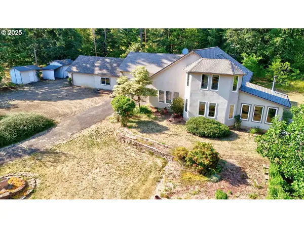 41715 Miles Ln, Lebanon, OR 97355