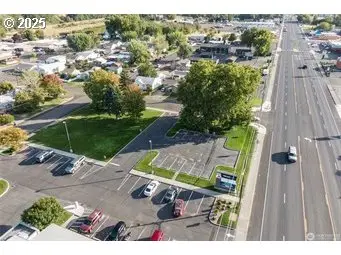 811 NE 3rd Ave, Milton Freewater, OR 97862 - #1