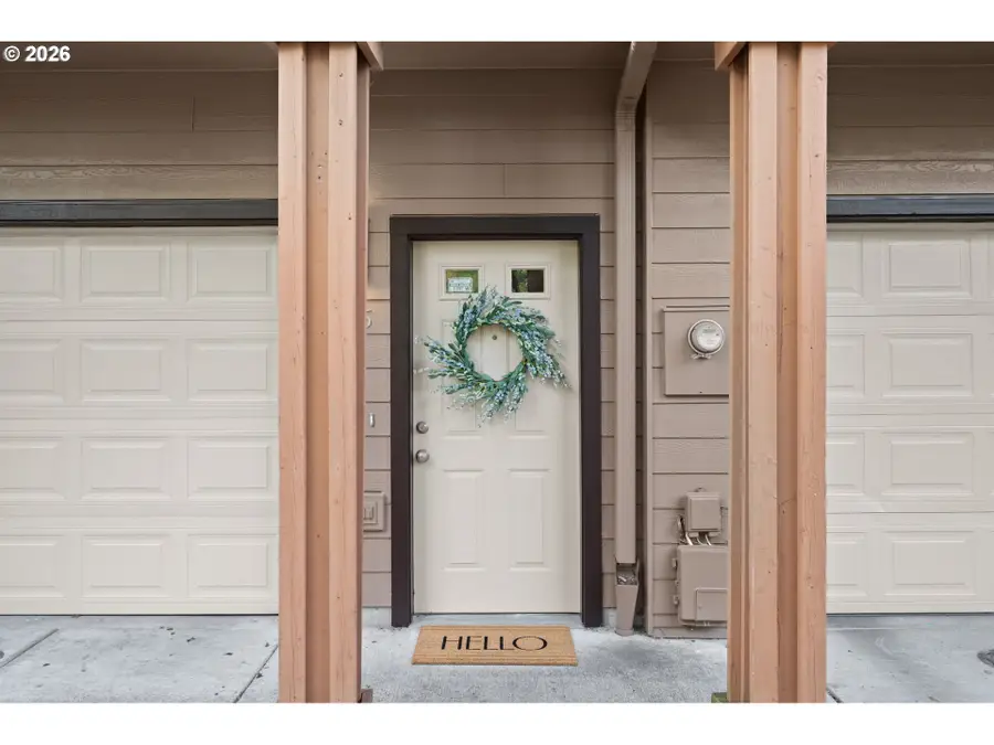 676 SW Dillan Dr, Beaverton, OR 97006 - #2