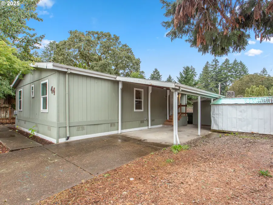 300 S Everest St #44, Newberg, OR 97132 - Image #3