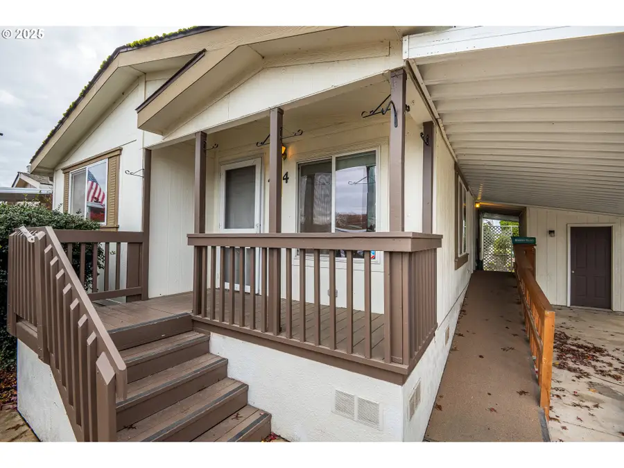 1199 N Terry St #404, Eugene, OR 97402 - Image #3