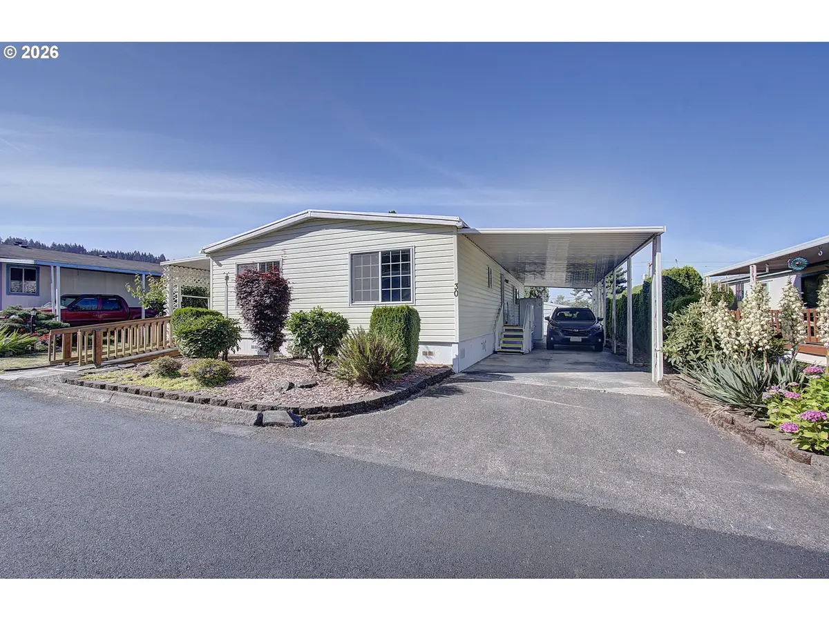 5400 Meeker Dr #30, Kalama, WA 98625 - #1