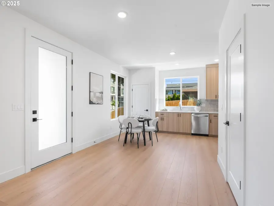 1662 SE Umatilla St #4, Portland, OR 97202 - Image #2