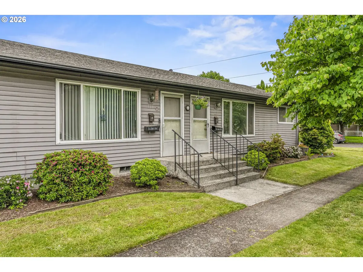 733 Delaware St, Longview, WA 98632 - #1
