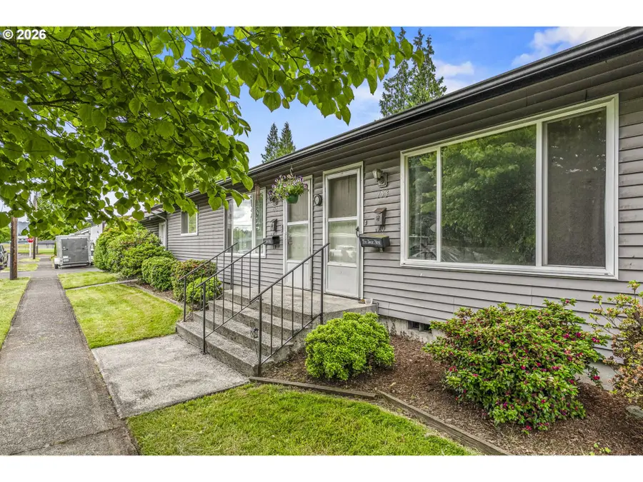733 Delaware St, Longview, WA 98632 - #2