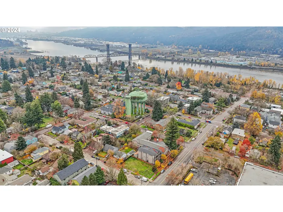 7134 N Richmond Ave, Portland, OR 97203 - Image #2