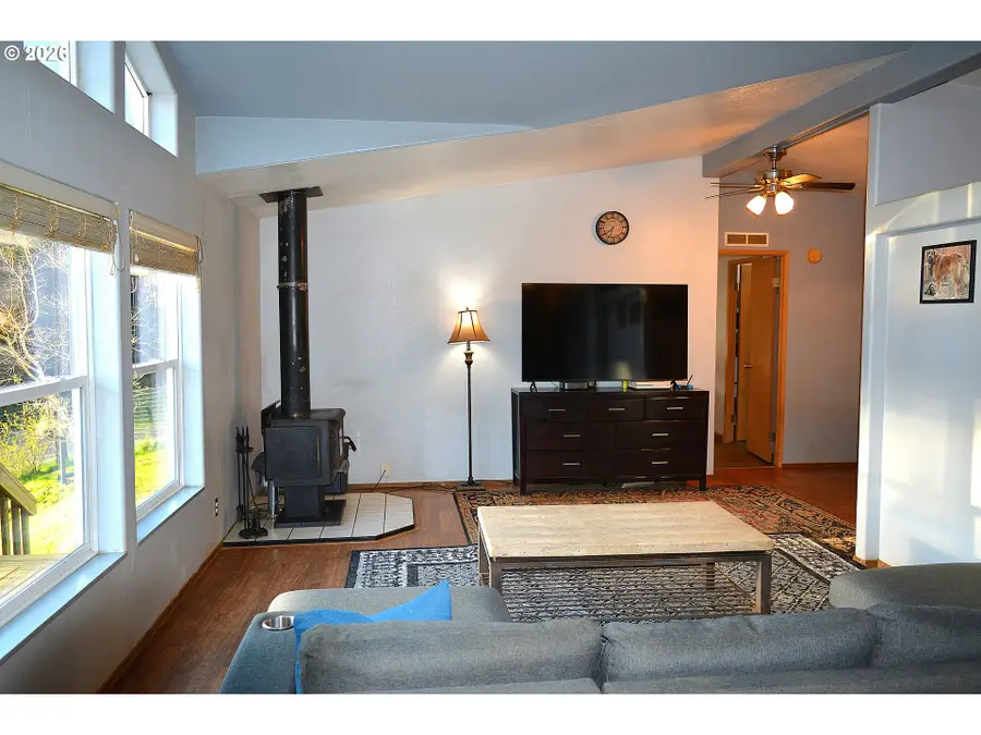 9514 S Schooner Creek Rd, Otis, OR 97368 - #2