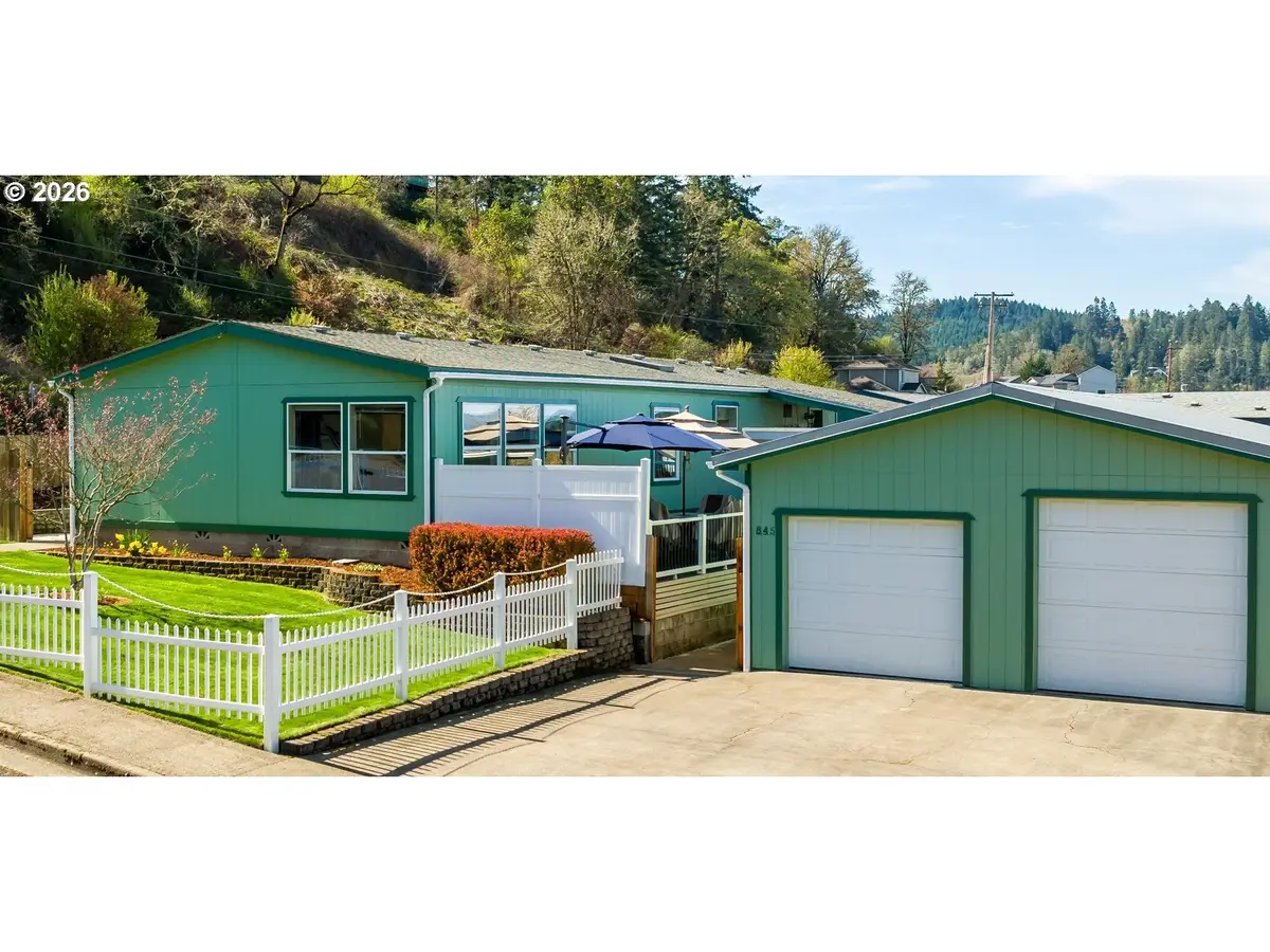 845 Sea St, Sutherlin, OR 97479 - #1