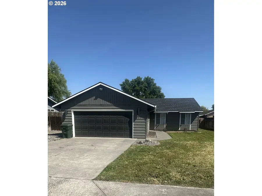 720 W Johns Ave, Hermiston, OR 97838 - #2