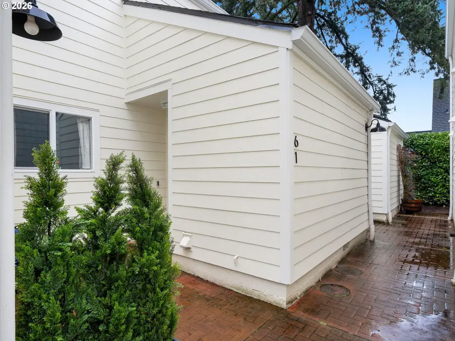 61 Church St, Lake Oswego, OR 97034 - #3