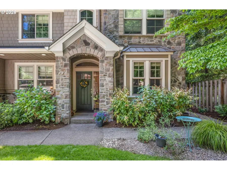 5352 Washington Ct, Lake Oswego, OR 97035 - #2