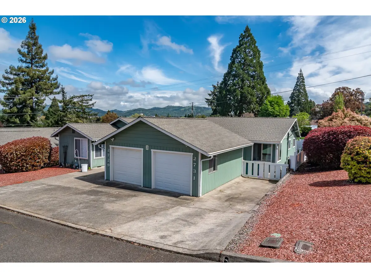 2731 W Lorraine Ave #9, Roseburg, OR 97471 - #1