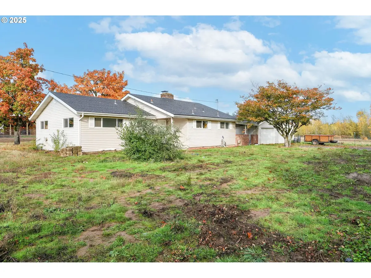 8975 S Pacific Hwy, Monmouth, OR 97361 - Image #1