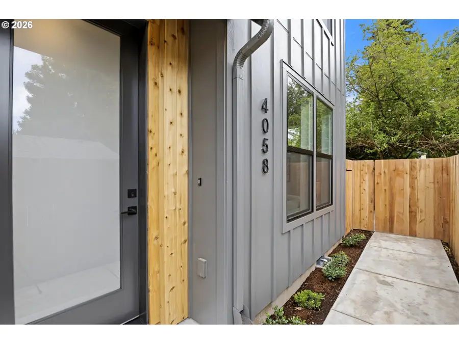 4058 SE Long St, Portland, OR 97202 - #2