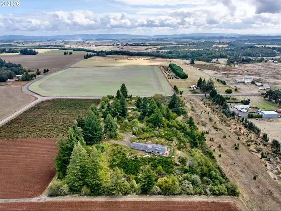 7065 Red Prairie Rd, Sheridan, OR 97378 - #3