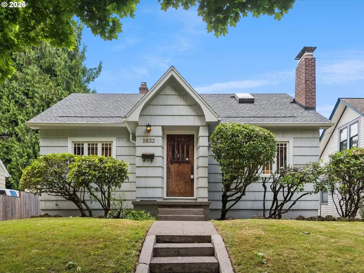 2833 NE 12th Ave, Portland, OR 97212 - #1