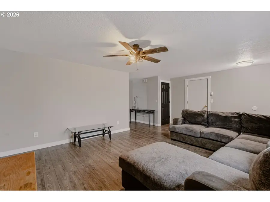 1904 NW 4th St, Battle Ground, WA 98604 - #3