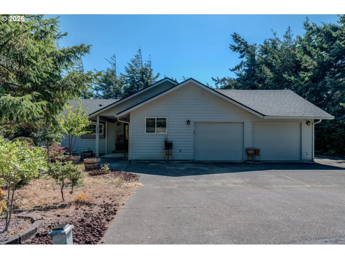 87630 Woodmere E, Florence, OR 97439 - #1