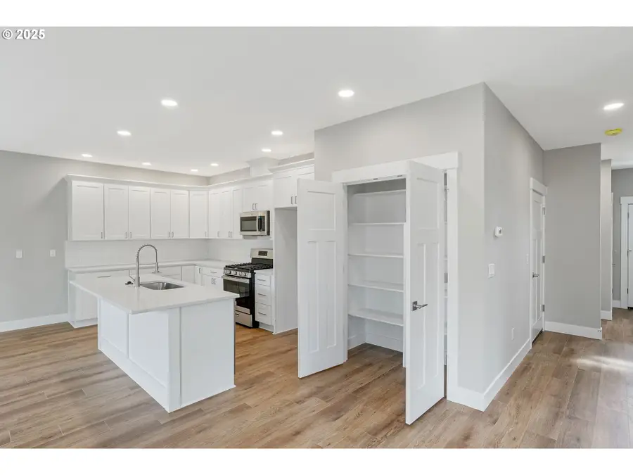 1503 N Second St, Silverton, OR 97381 - Image #3