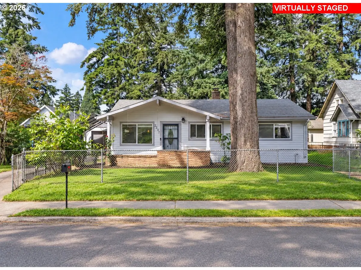 2237 SE 139th Ave, Portland, OR 97233 - #1