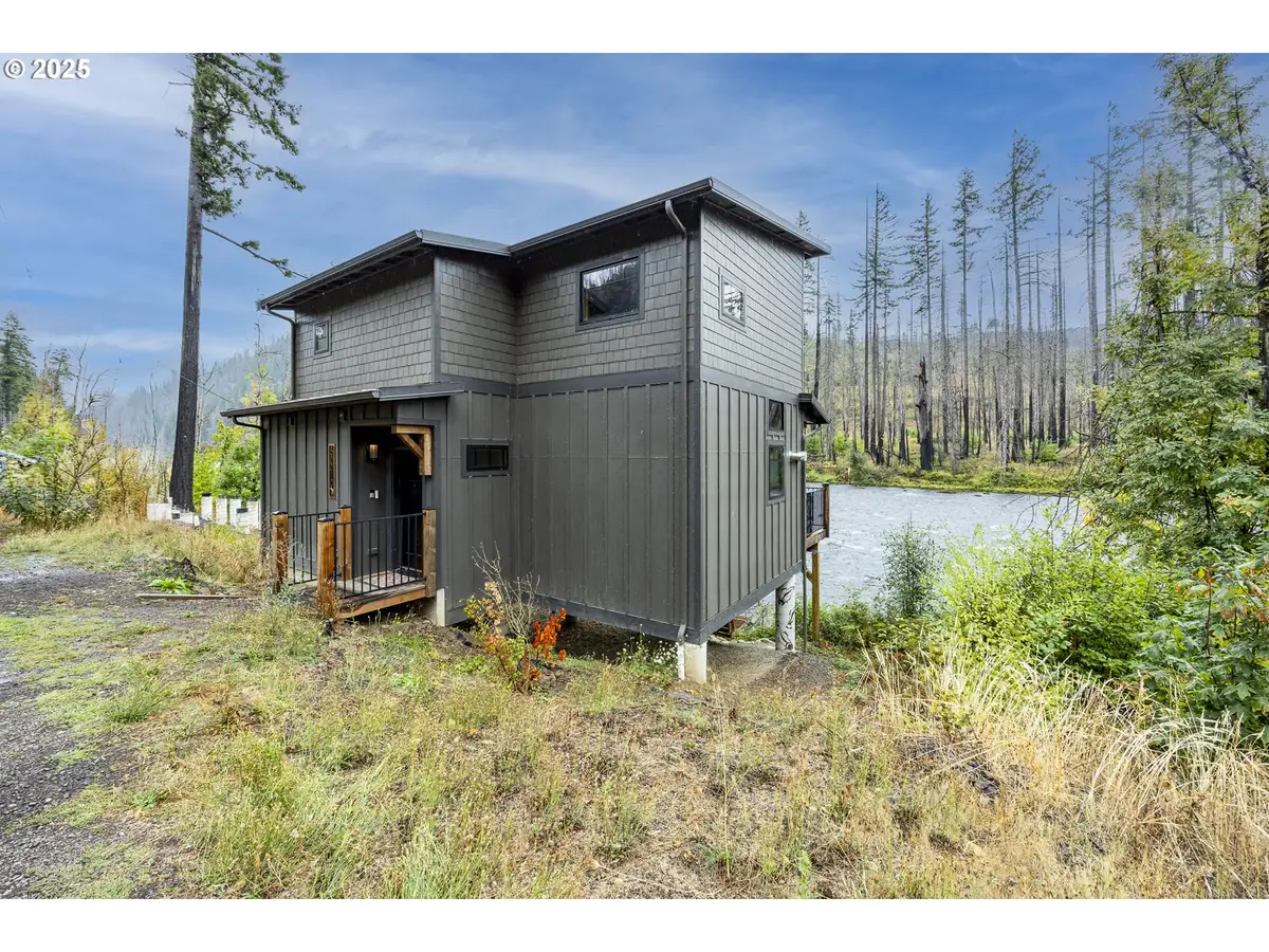 50010 Mckenzie Hwy #2, Vida, OR 97488 - Image #1