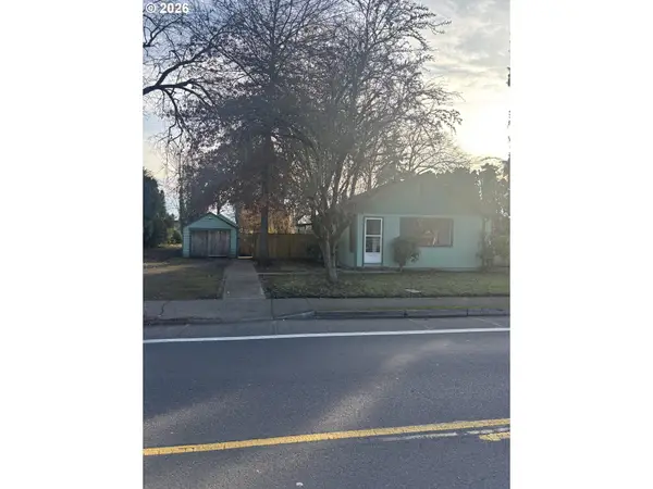 4950 Barger Dr, Eugene, OR 97402