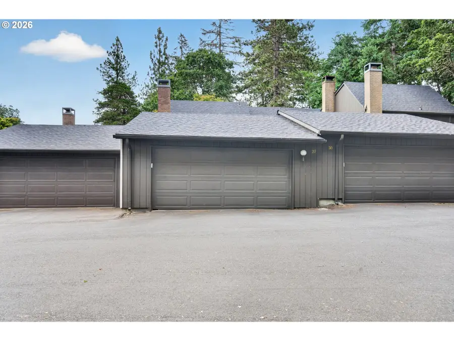 20 Brae Burn Dr, Eugene, OR 97405 - #3