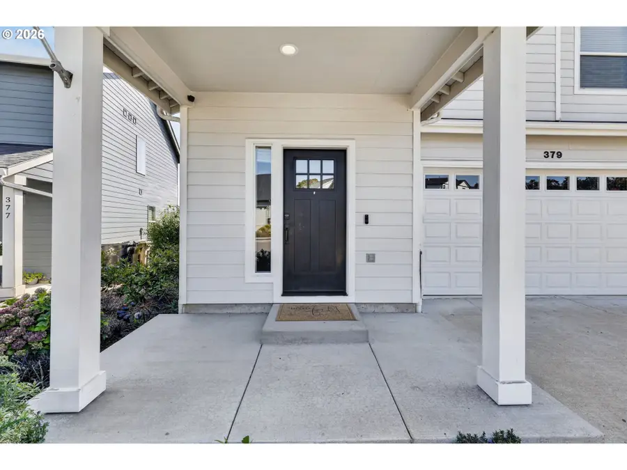 379 NW Denton Ave, Dallas, OR 97338 - #3