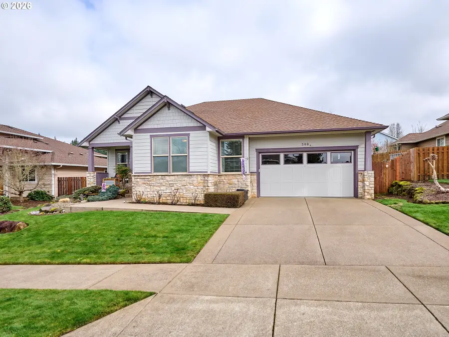 540 Yapa Dr, Silverton, OR 97381 - #3