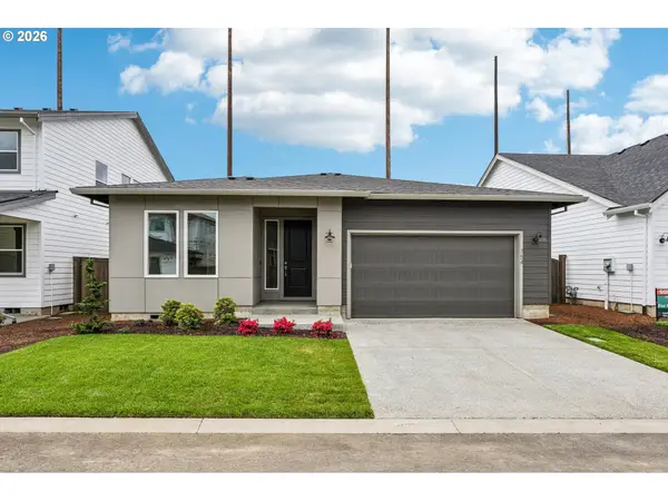 754 Magnolia Ave, Woodburn, OR 97071