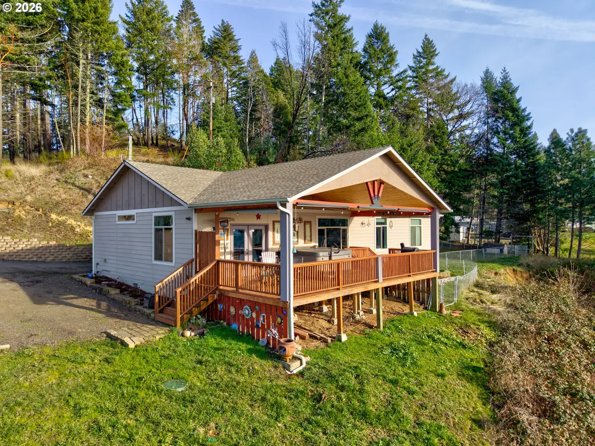 175 Doe Rd, Glide, OR 97443 - #1