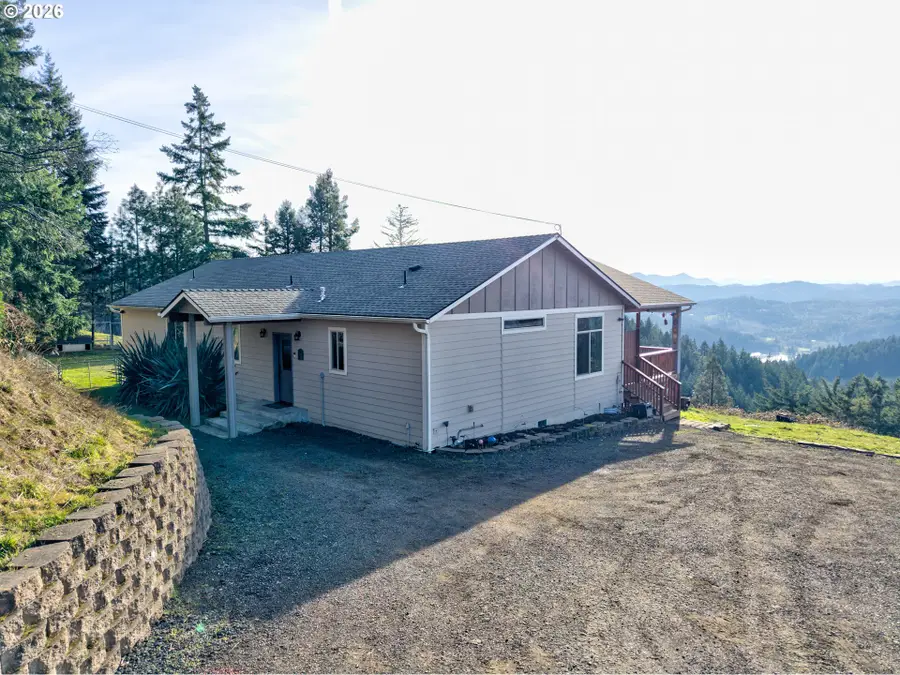 175 Doe Rd, Glide, OR 97443 - #2