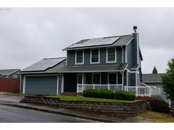 413 Costello Dr, Gaston, OR 97119