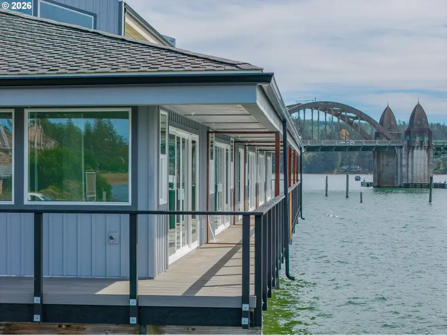 1150 Bay St #F, Florence, OR 97439 - #3