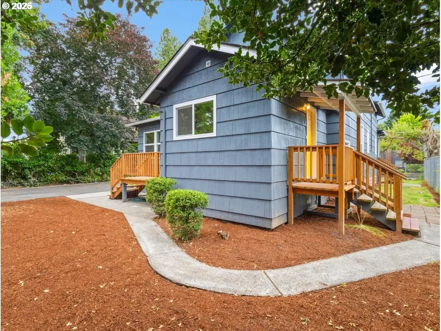 234 NE Cleveland Ave, Gresham, OR 97030 - #3