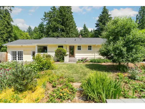 1393 SW Maplecrest Dr, Portland, OR 97219