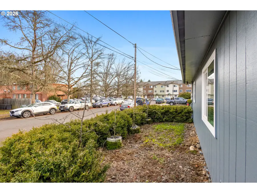 626 NW 28th St, Corvallis, OR 97330 - #3