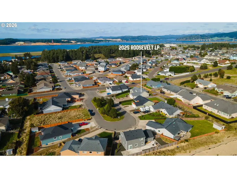 2025 Roosevelt Loop, North Bend, OR 97459 - #3