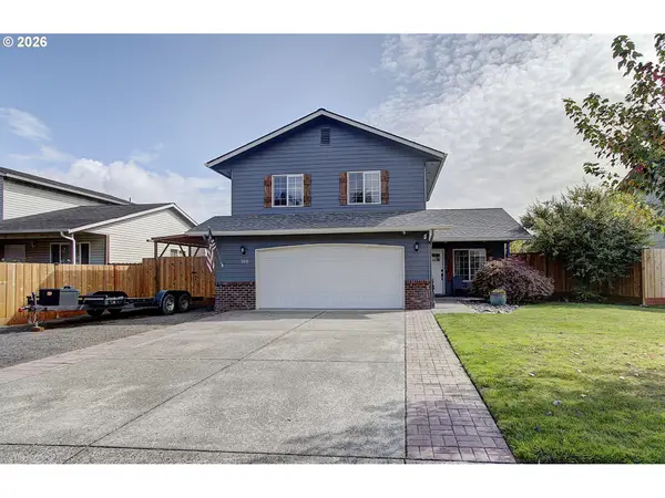 105 Radcliffe Rd, Kelso, WA 98626