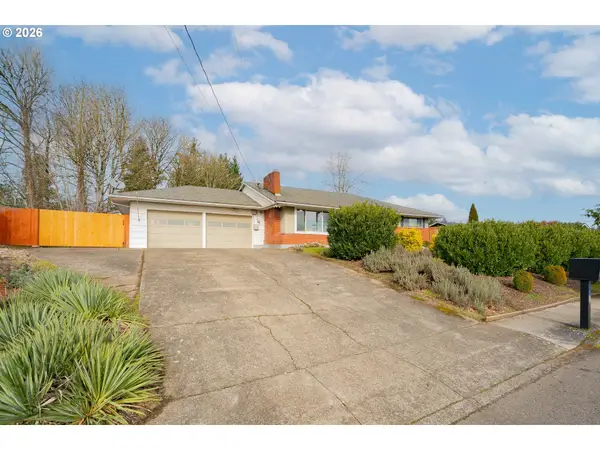 715 NE 22nd Ave, Camas, WA 98607