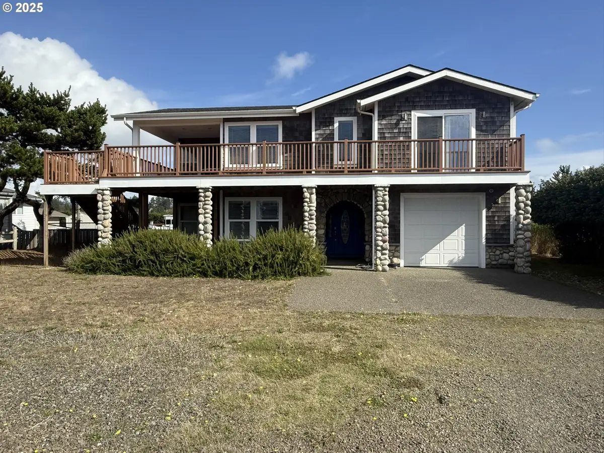 35210 F Pl, Long Beach North Beach Peninsula, WA 98640 - Image #1