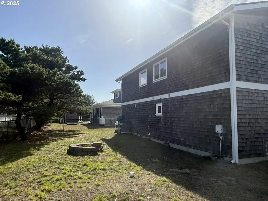 35210 F Pl, Long Beach North Beach Peninsula, WA 98640 - Image #3