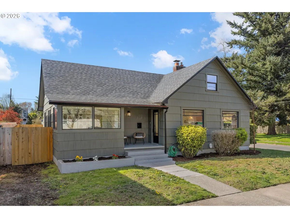8623 N Curtis Ave, Portland, OR 97217 - #1